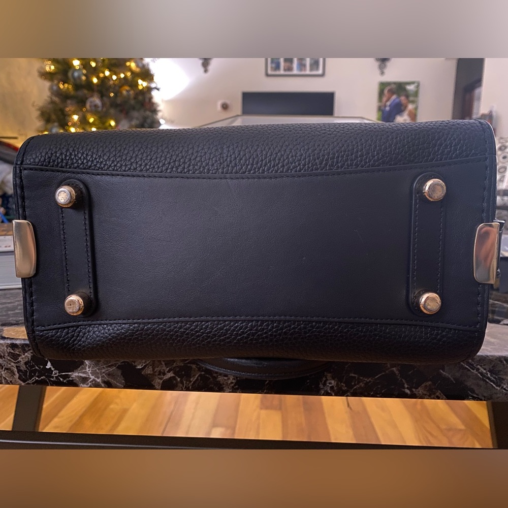 Coach Handbag - Picture 12 of 12